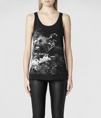 saints quinta flora tank wornontv liars compass ali denim printed jacket necklace pretty