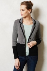 WornOnTV: Annie’s blazer with contrast sleeves and collar on Covert ...