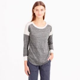 WornOnTV: Taylor’s grey and white long sleeved tee on Finding Carter ...