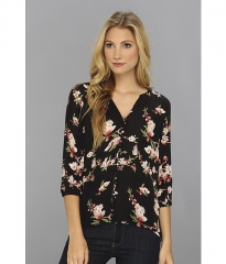 WornOnTV: Kristina’s black floral button front blouse on Parenthood ...