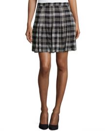 WornOnTV: Summer’s white top with black collar and plaid skirt on The ...