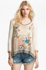 WornOnTV: Scarlett’s white crochet knit sweater with flower details on ...