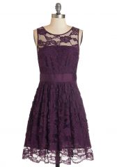 WornOnTV: AnnaBeth’s purple sequinned lace dress and leaf necklace on ...