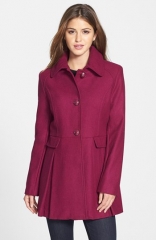 WornOnTV: Felicity’s burgundy coat and geometric printed scarf on Arrow ...